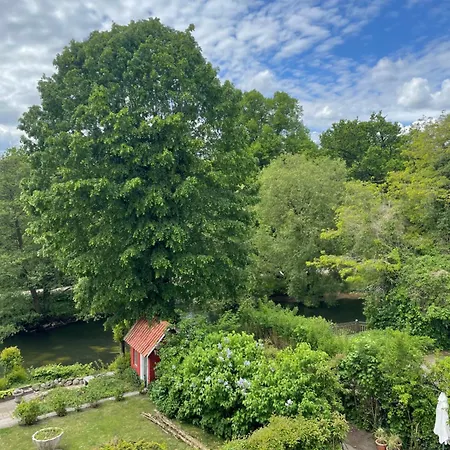 Udlejning Af To Vaerelser Med Udsigt Til Parken Beliggende I Centrum Séjour chez l'habitant Odense